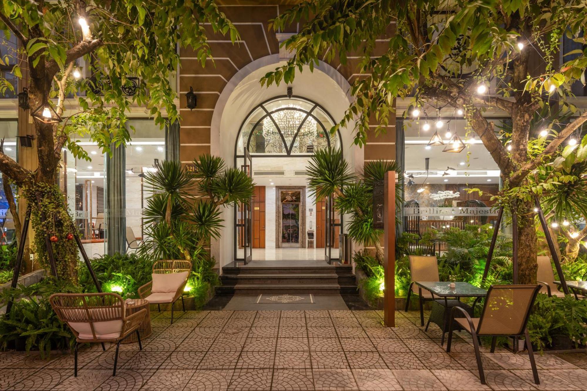 Brilliant Majestic Hotel Дананг Екстер'єр фото